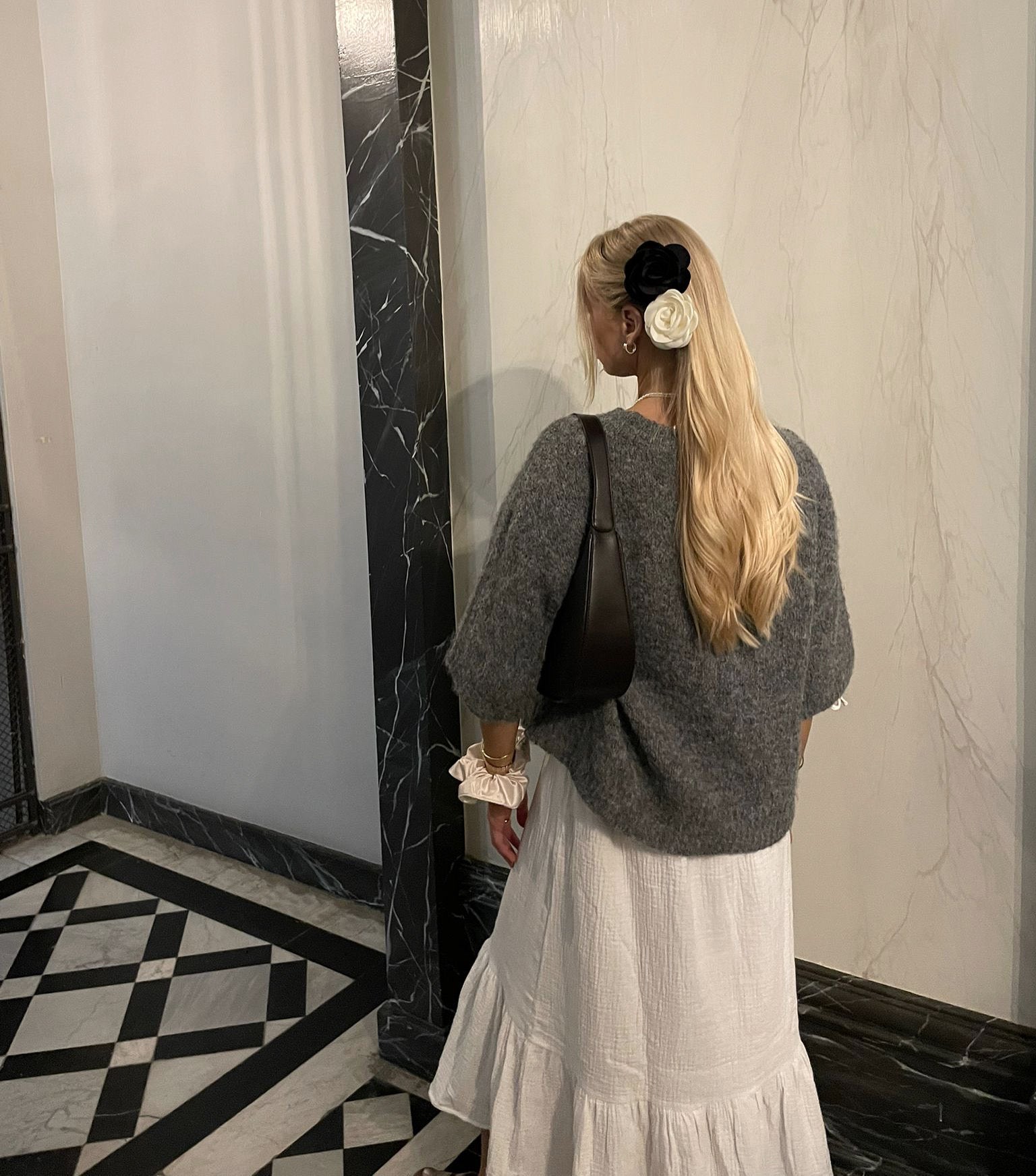 Linn Flower Clip