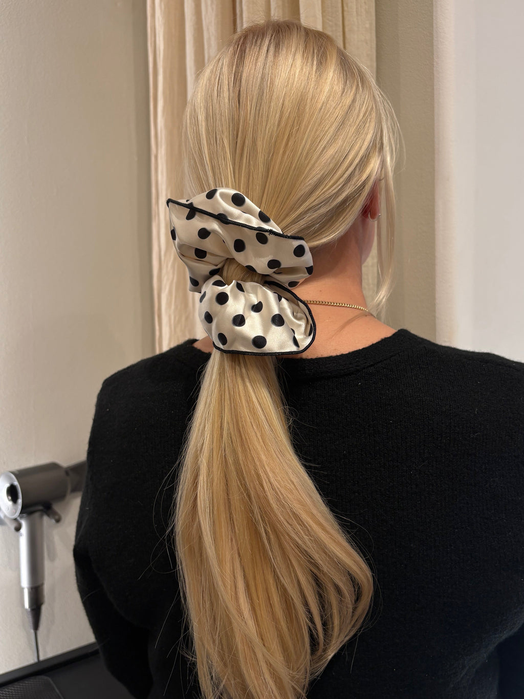 Zara scrunchie