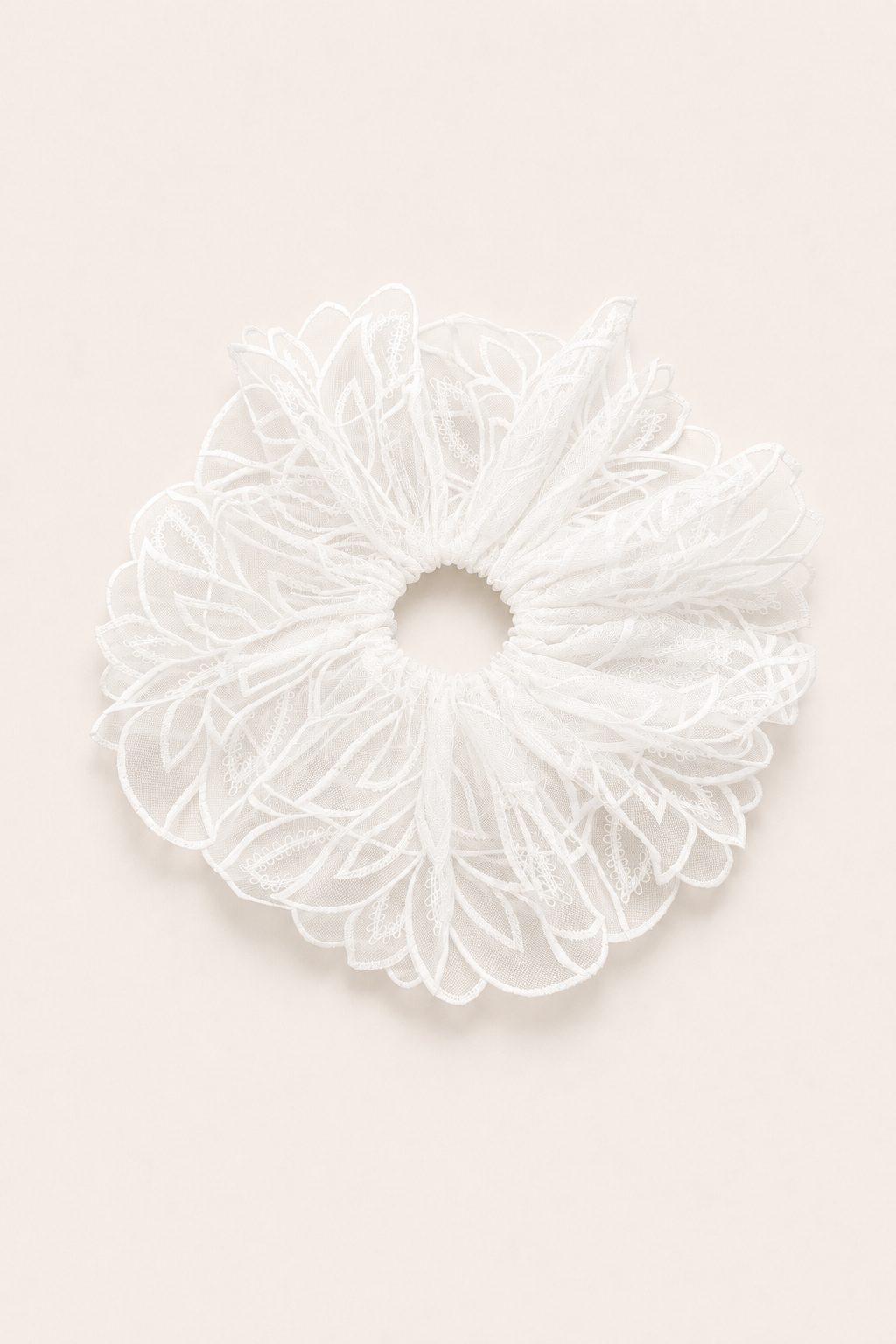 Ana Lace scrunchie