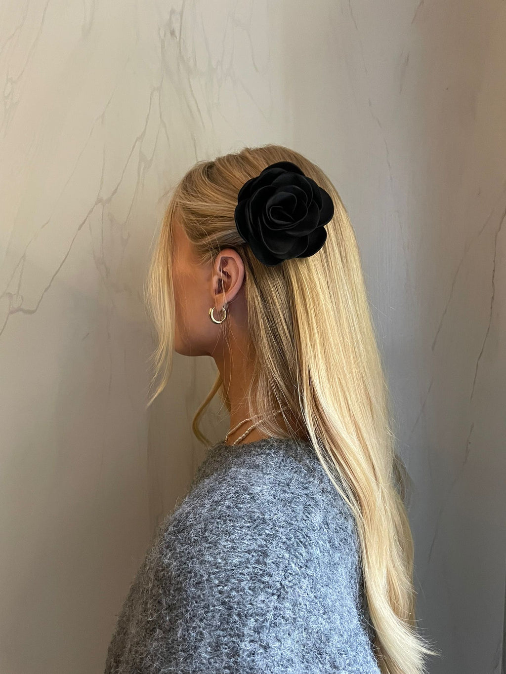 Linn Flower Clip